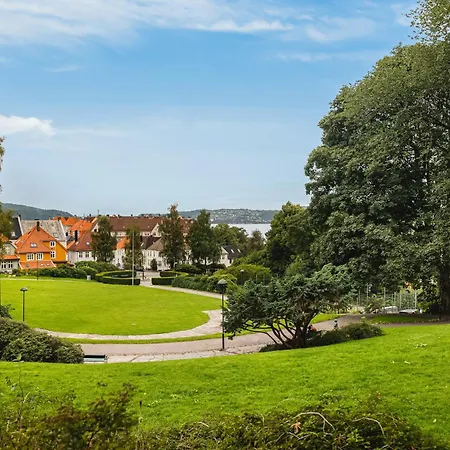 Dinbnb I Top-floor For The Explorer! I 400m To Bryggen Appartamento Bergen