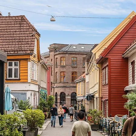 Apartment Dinbnb I Top-floor For The Explorer! I 400m To Bryggen