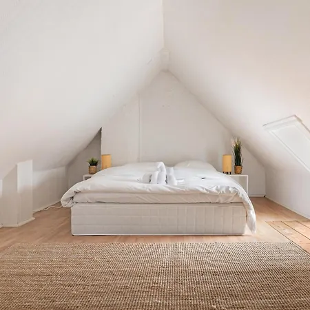 Dinbnb I Top-floor For The Explorer! I 400m To Bryggen Appartamento Bergen